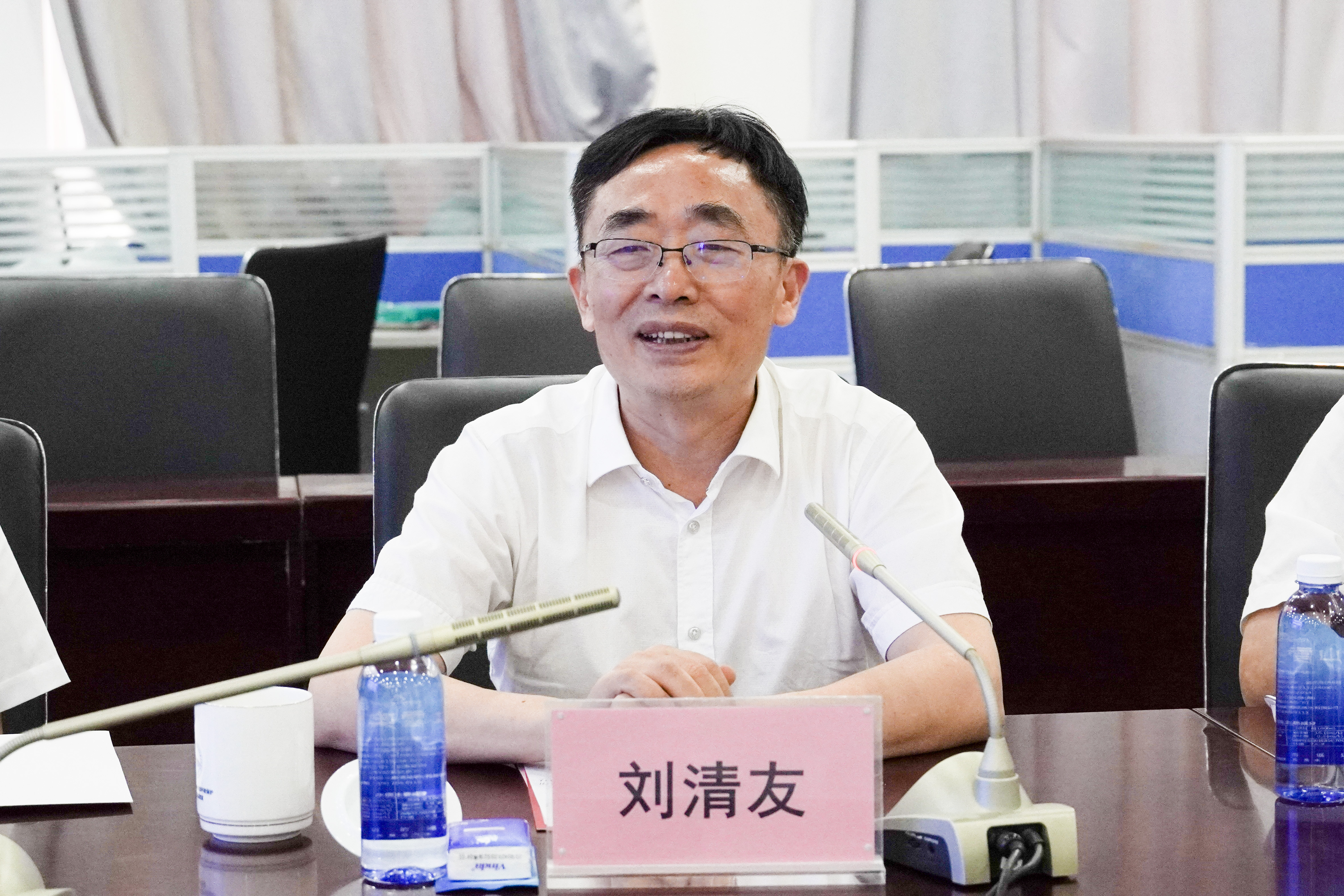 我校与中铁二局集团有限公司签署战略合作框架协议