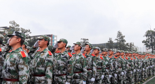 升旗仪式2_调整大小