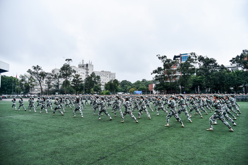 比首操2_调整大小