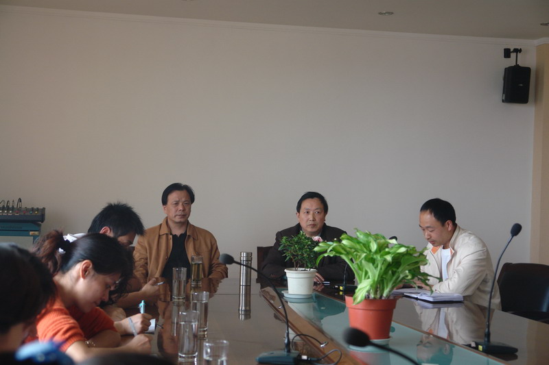 uf1207728116054.jpg