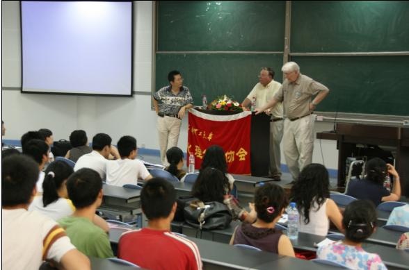 uf1214799787519.jpg