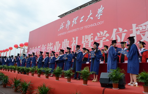 qq截图20150625182302_调整大小